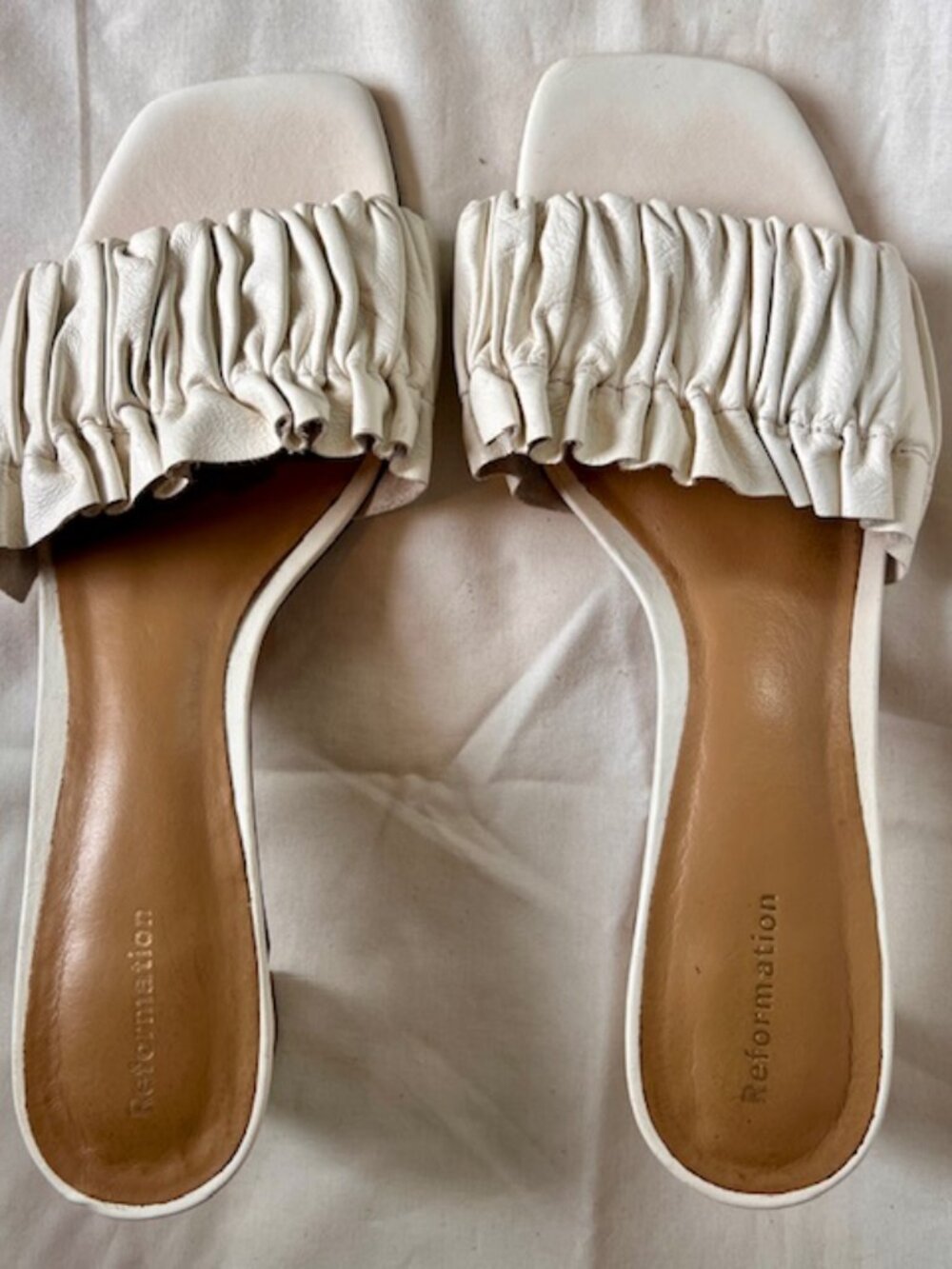 Reformation Ruched Slide Mules (Size 7) - Picture 3 of 5